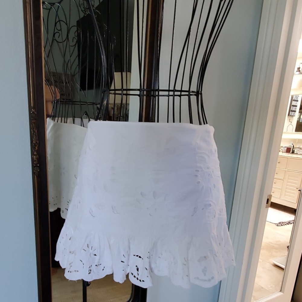 Little white eyelet mini